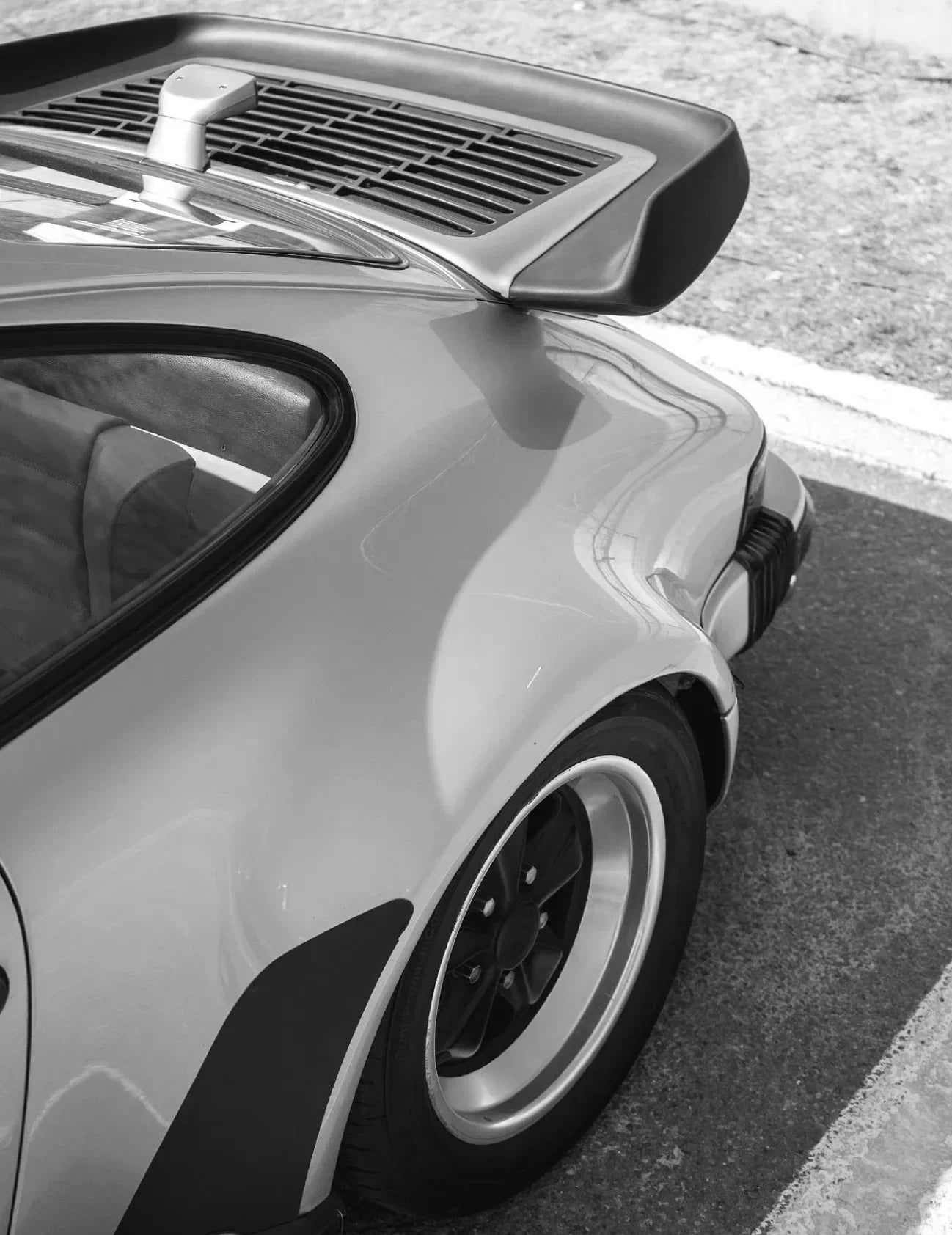 Sports Car Posters And Prints Canvas Painting Portrait Of Middle Ages Black And White Wall Art Pictures Home Bar Room Decoration