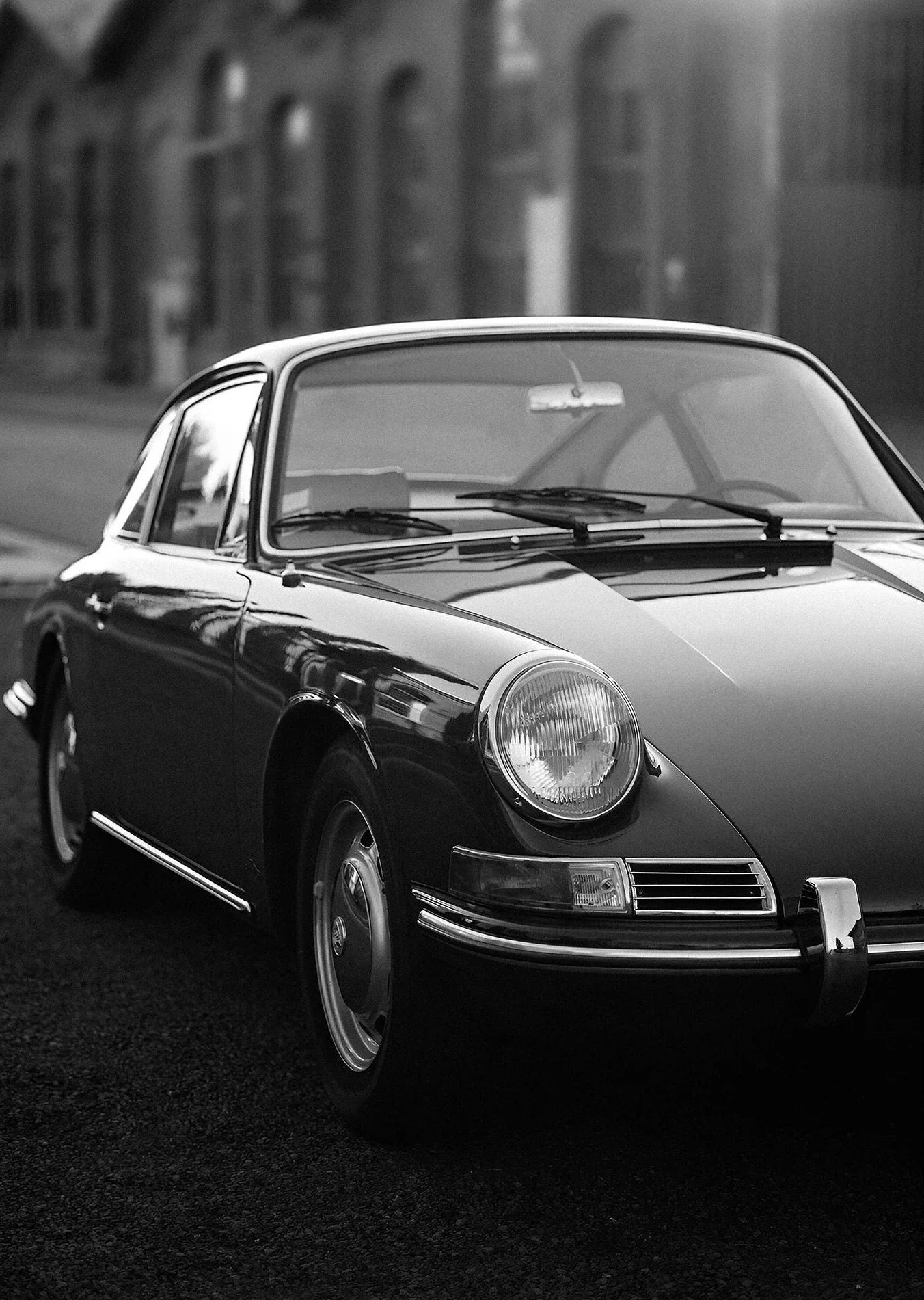 Modern Fashion Wall Art Simple Black and White Luxury Car HD Canvas Poster Prints Home Bedroom Living Room Decoration Mural