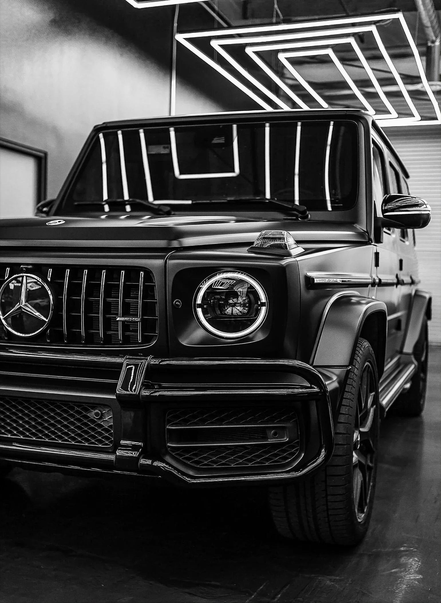 Modern Fashion Wall Art Simple Black and White Luxury Car HD Canvas Poster Prints Home Bedroom Living Room Decoration Mural